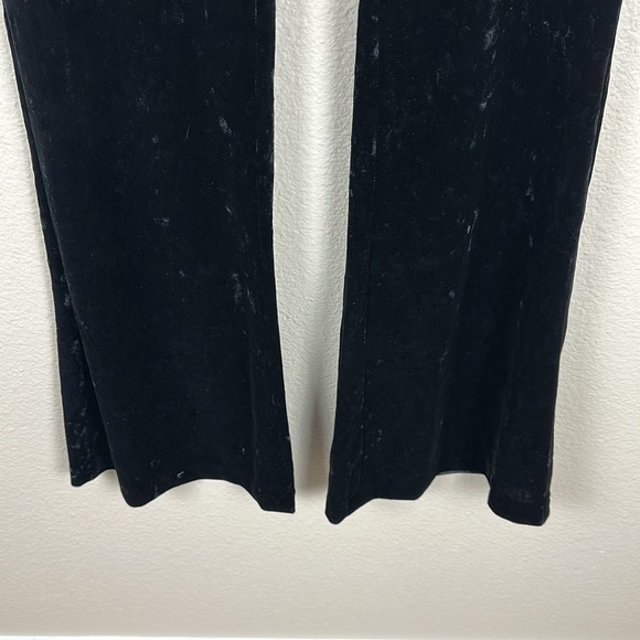 ZARA BLACK CRUSHED VELVET HIGH WAISTED FLARE LEGGING PANT - Picture 6 of 10